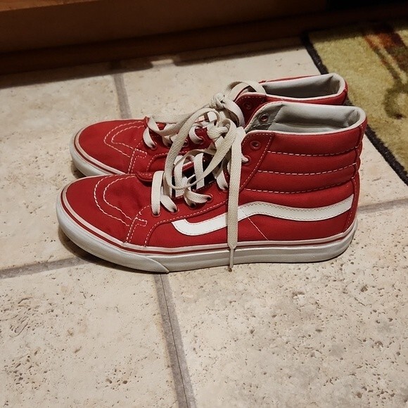 Vans Old Skool Hi Top Red Skater Shoes  Size Men's 6.5 Women's 8 - Picture 2 of 11